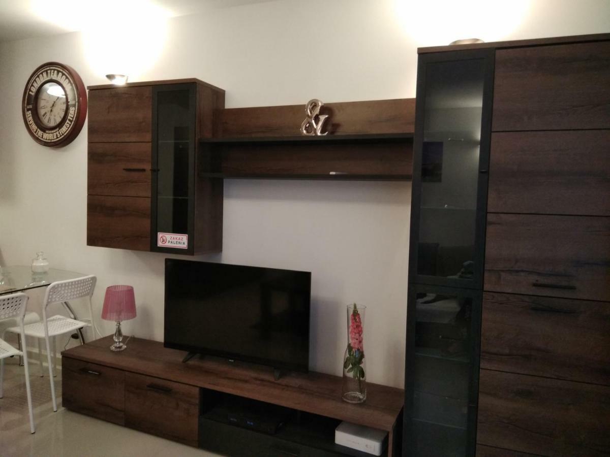 Cherry Apartament W Scislym Centrum Apartman Varsó Kültér fotó