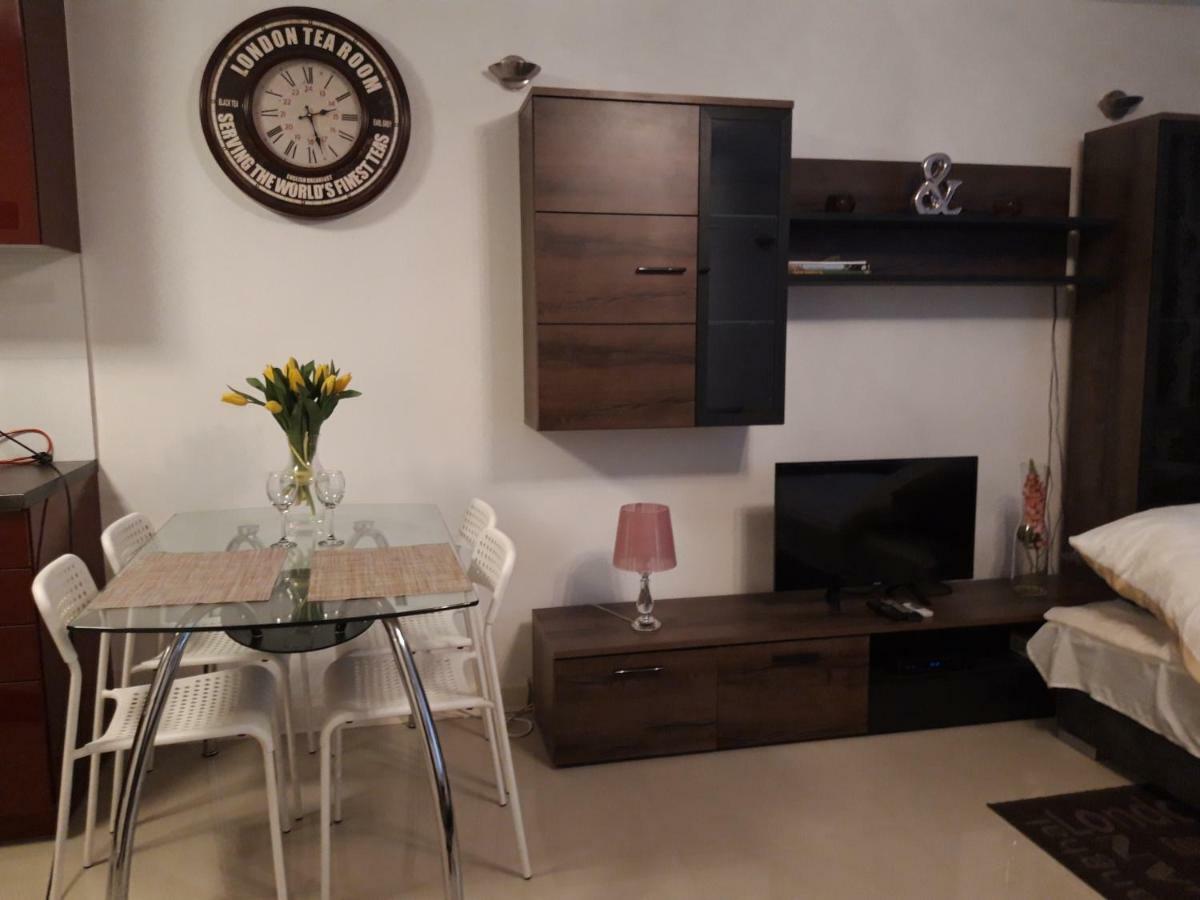 Cherry Apartament W Scislym Centrum Apartman Varsó Kültér fotó